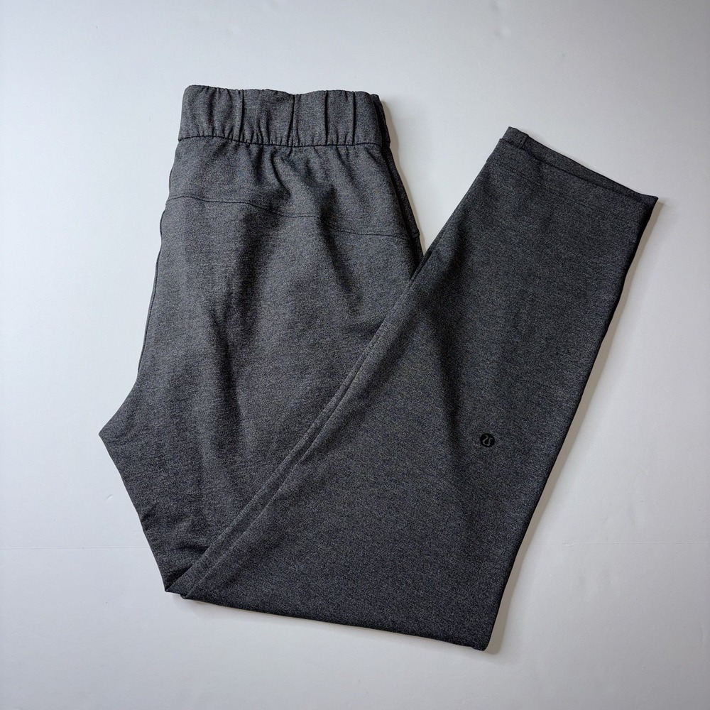 Lululemon On The Fly Jogger Pants Women's Size 8 Gray Athletic Non Taper